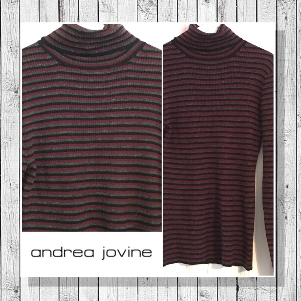 ANDREA JOVINE Ribbed Turtleneck